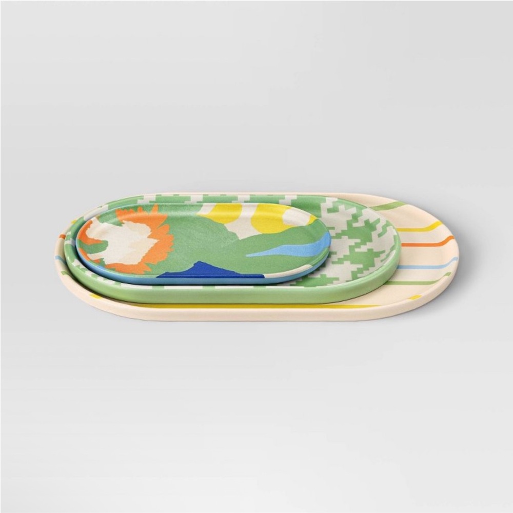 ROOM ESSENTIALS NWT 3pc melamine trays -orange/green